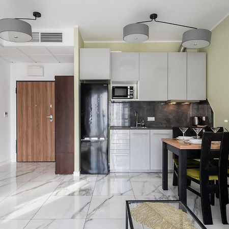 Prymasa Tysiaclecia 83A Separate Bedroom Free Garage By Perfect Apart 634 Varsavia Esterno foto
